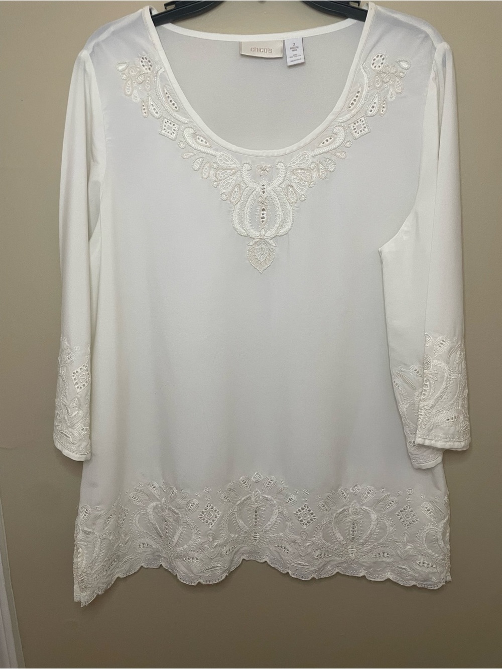 Chico's White Embroidered Scoop-Neck Tunic Chico Size 2 (Fits L -12)